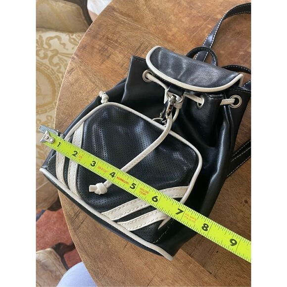 Small vegan leather backpack - Picture 9 of 10